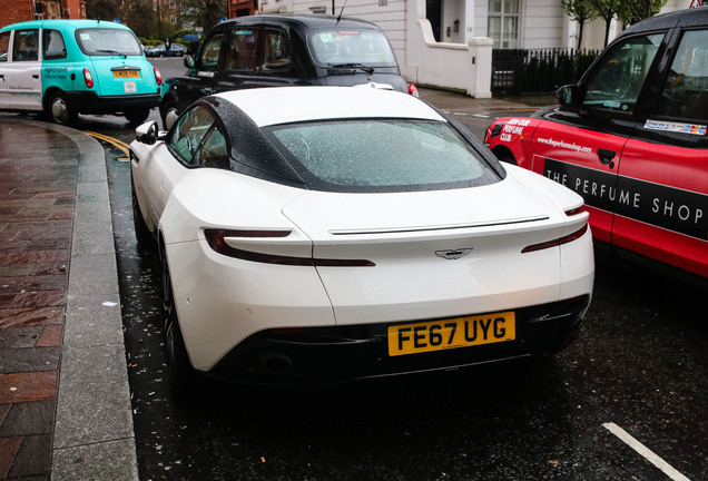 Aston Martin DB11