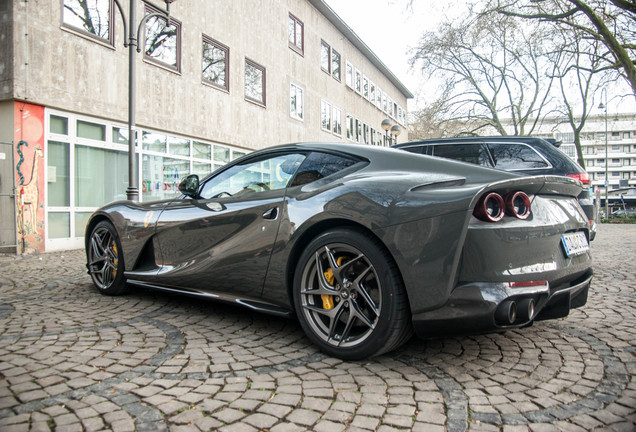 Ferrari 812 Superfast