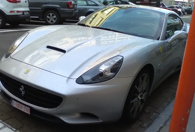 Ferrari California