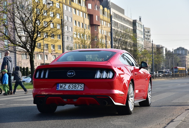 Ford Mustang GT 2015