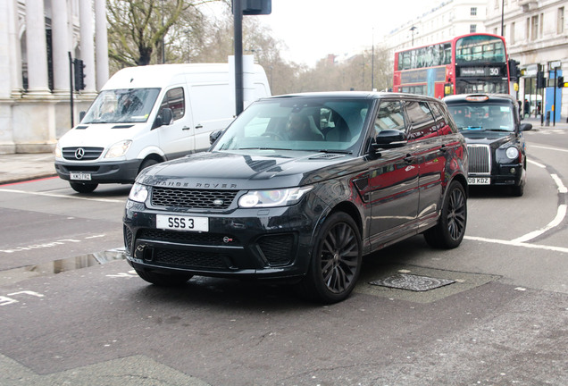 Land Rover Range Rover Sport SVR