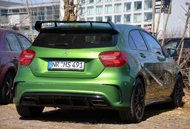 Mercedes-AMG A 45 W176 2015