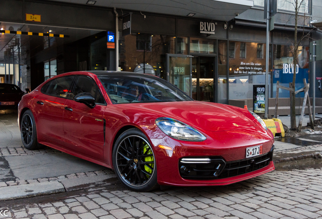 Porsche 971 Panamera Turbo S E-Hybrid Executive