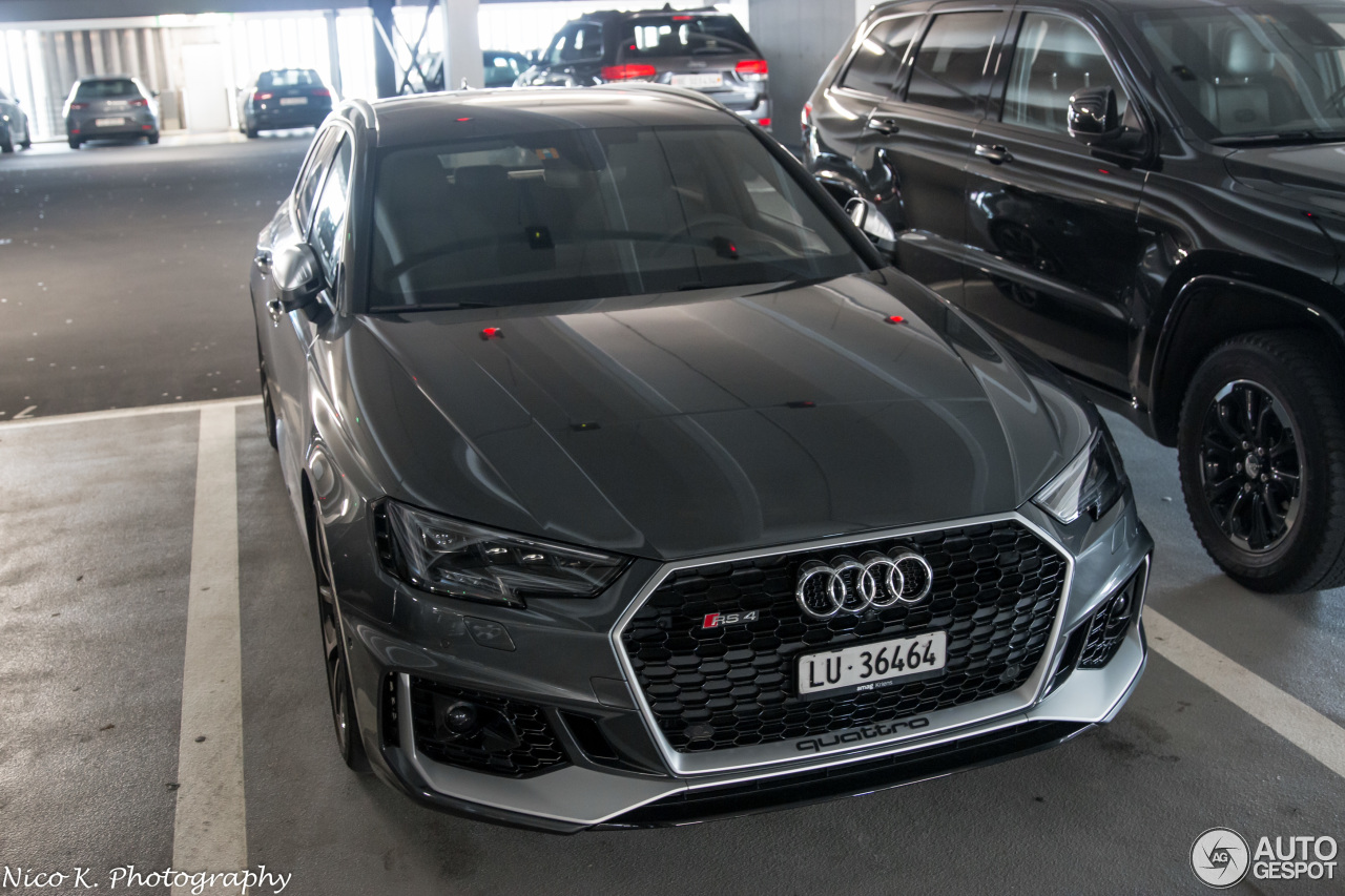 Audi RS4 Avant B9