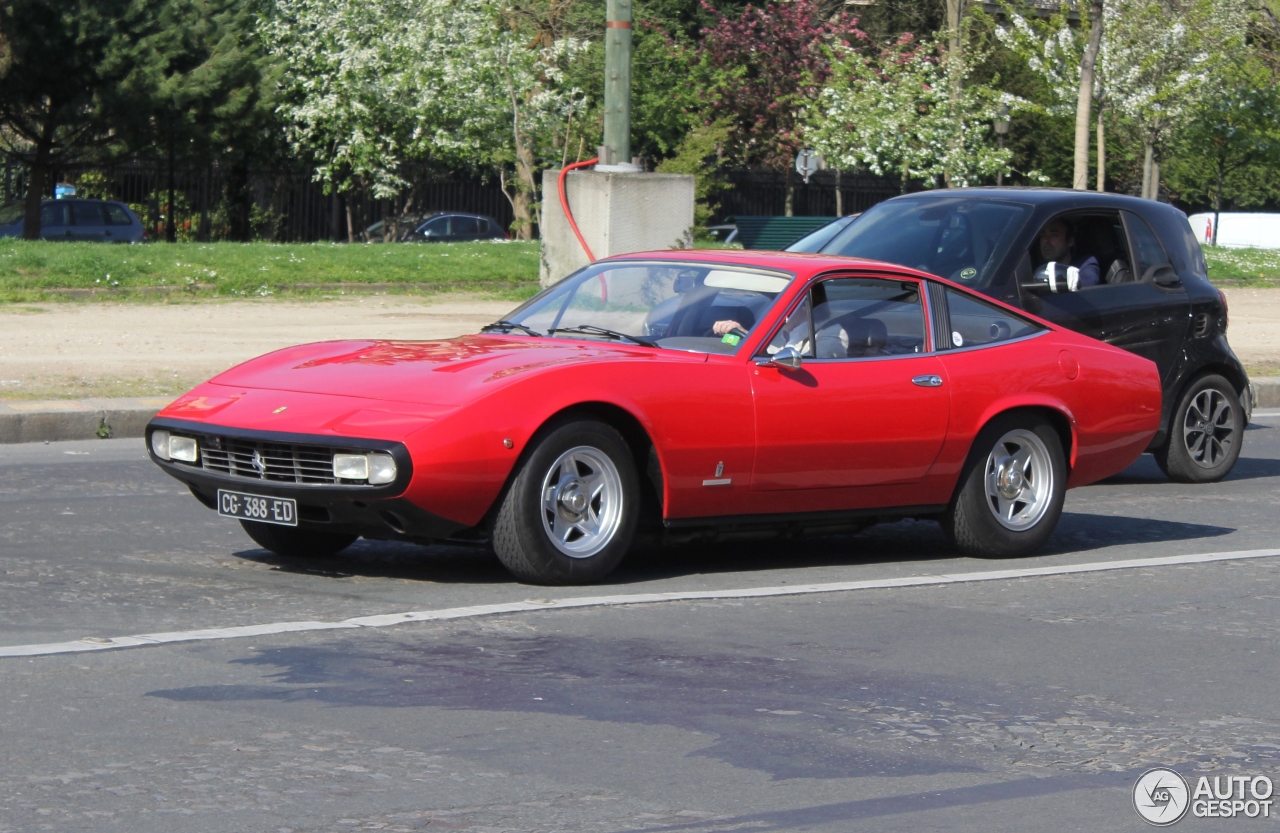 Ferrari 365 GTC/4