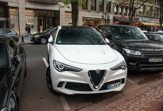 Alfa Romeo Stelvio Quadrifoglio