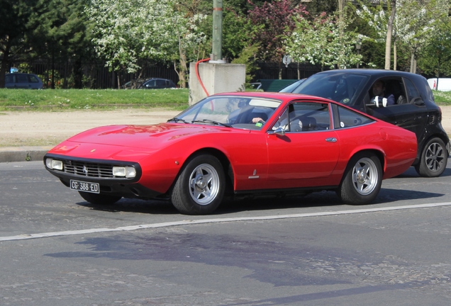 Ferrari 365 GTC/4