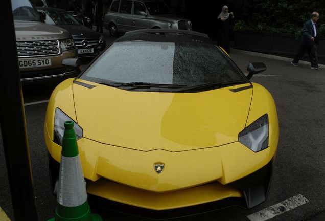 Lamborghini Aventador LP750-4 SuperVeloce Roadster