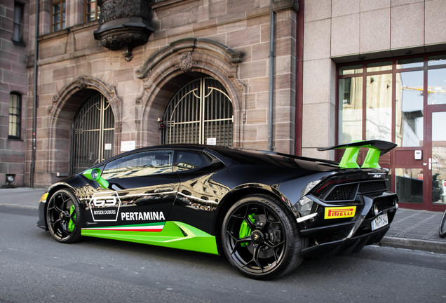 Lamborghini Huracán LP640-4 Performante