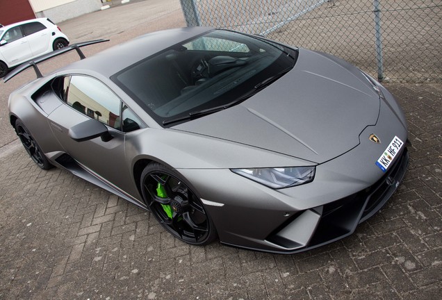 Lamborghini Huracán LP640-4 Performante