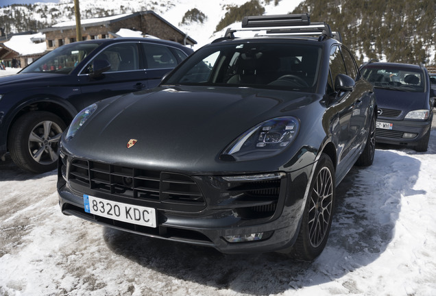 Porsche 95B Macan GTS