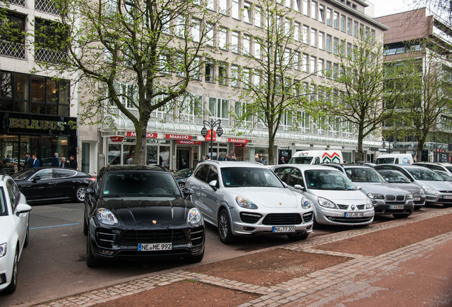 Porsche 95B Macan Turbo