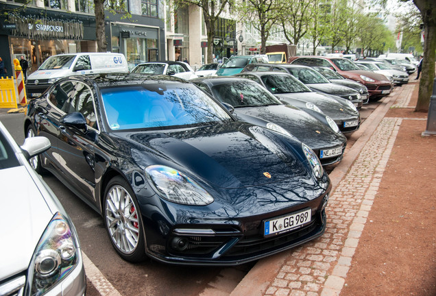 Porsche 971 Panamera Turbo