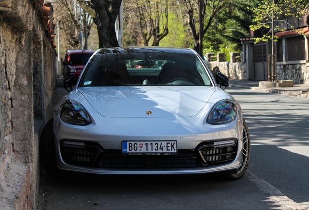 Porsche 971 Panamera Turbo S E-Hybrid