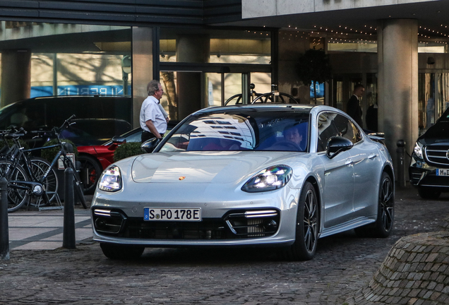 Porsche 971 Panamera Turbo S E-Hybrid