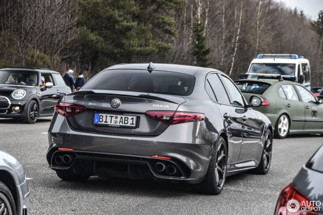 Alfa Romeo Giulia Quadrifoglio