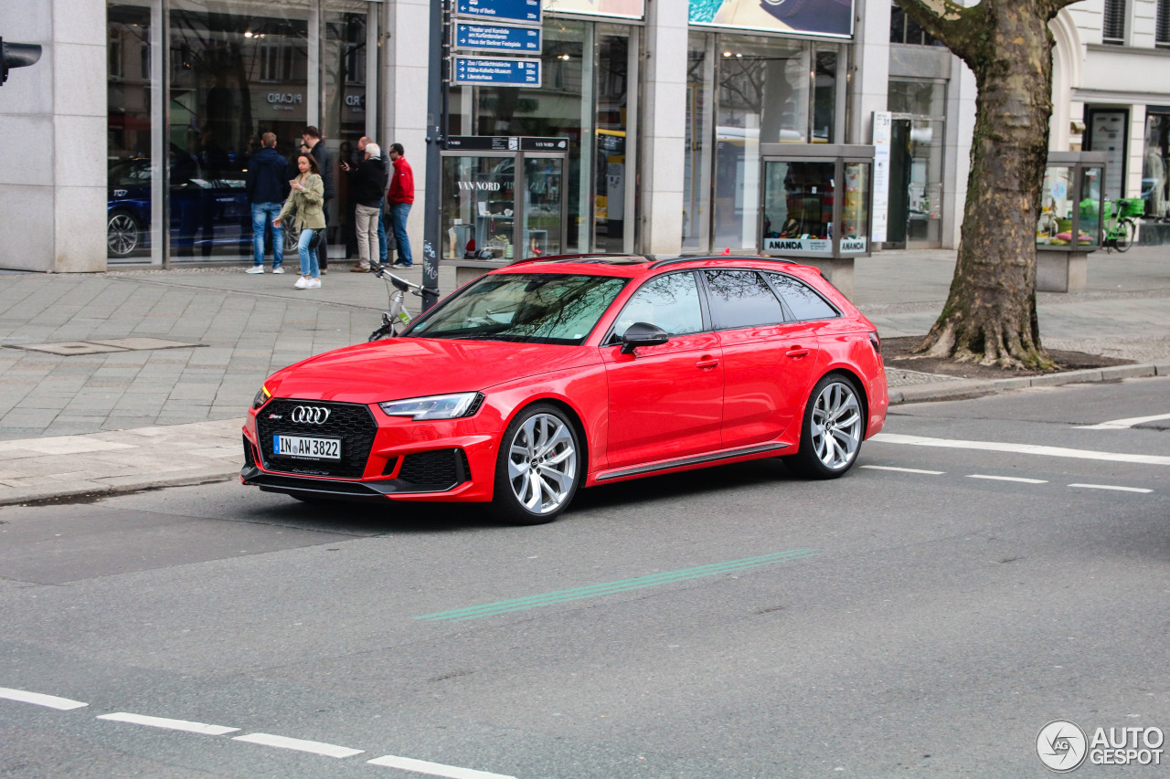 Audi RS4 Avant B9