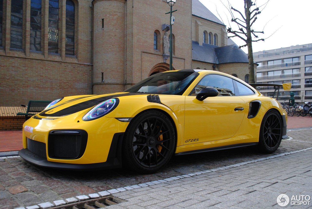 Porsche 991 GT2 RS Weissach Package