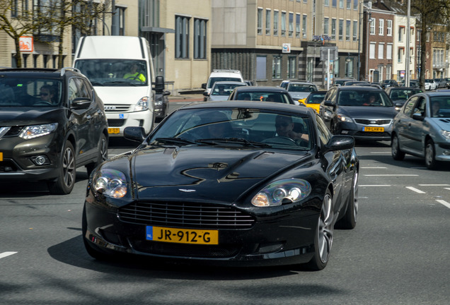 Aston Martin DB9