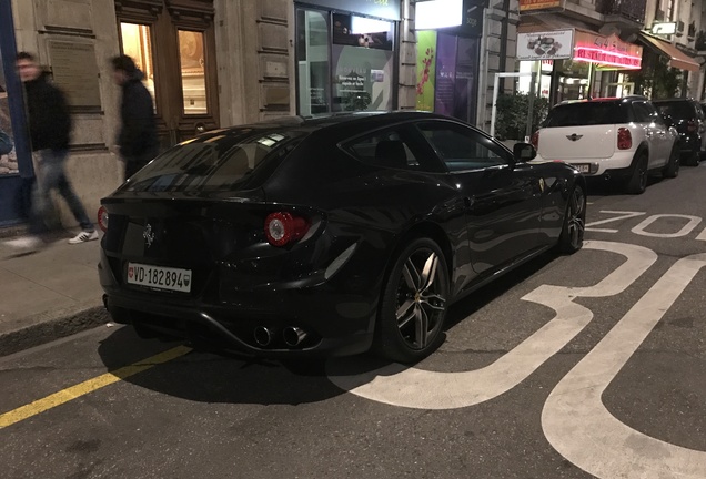 Ferrari FF