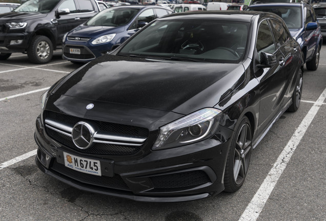 Mercedes-Benz A 45 AMG