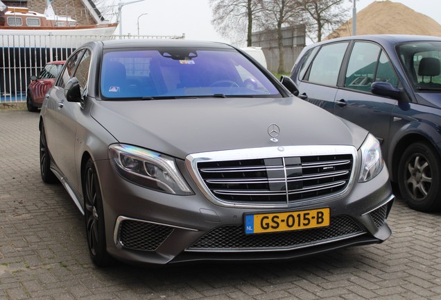 Mercedes-Benz S 65 AMG V222