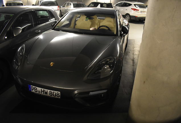 Porsche 971 Panamera Turbo MkI
