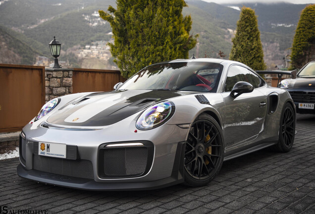 Porsche 991 GT2 RS Weissach Package