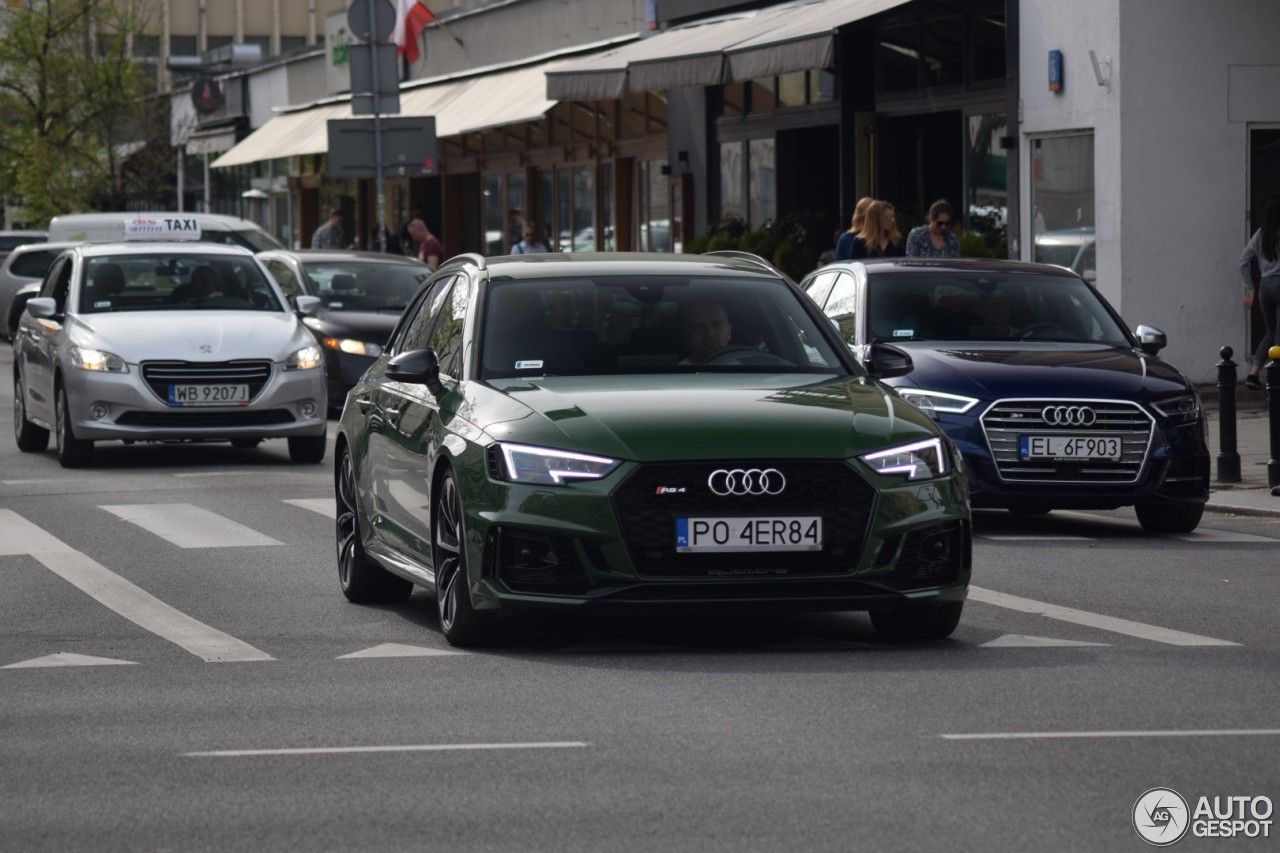 Audi RS4 Avant B9