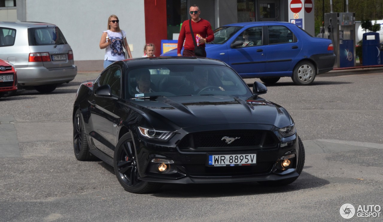 Ford Mustang GT 2015