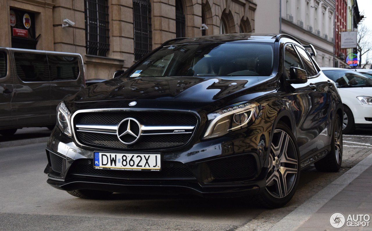 Mercedes-Benz GLA 45 AMG X156