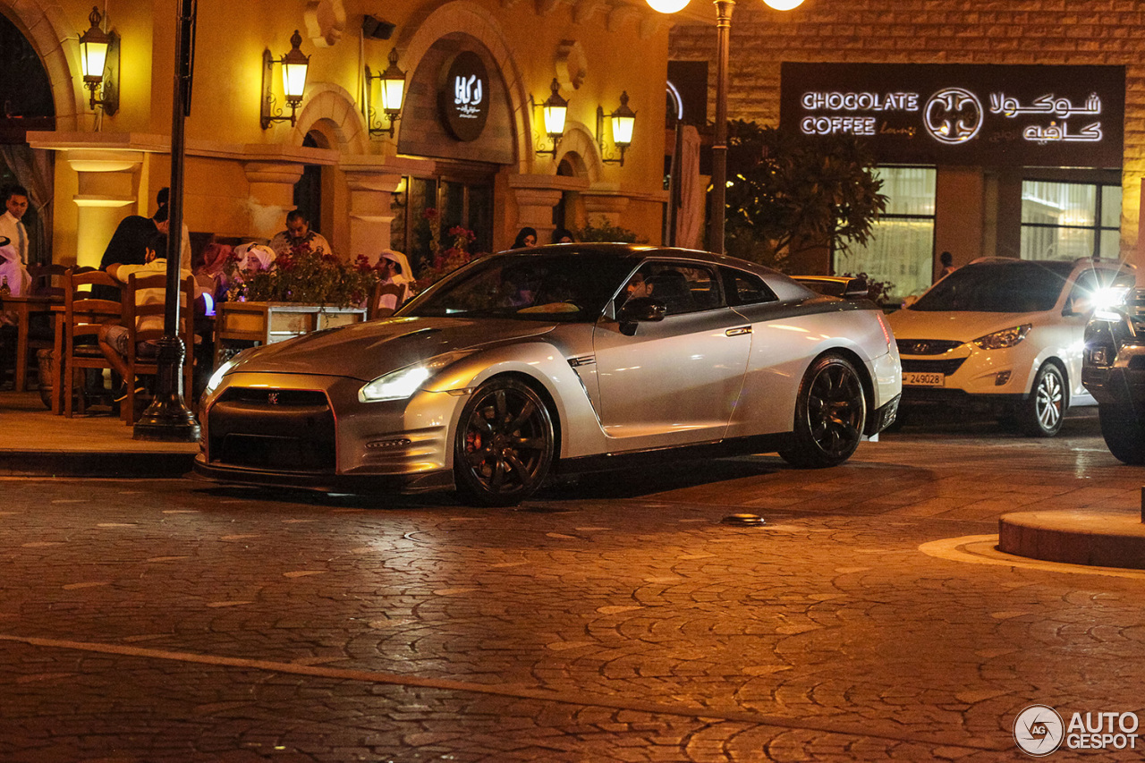 Nissan GT-R 2011