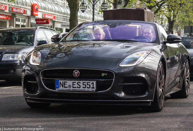 Jaguar F-TYPE R Convertible 2017