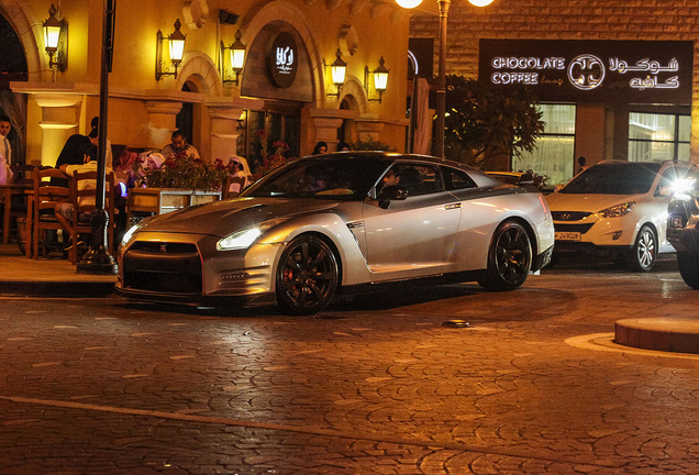 Nissan GT-R 2011