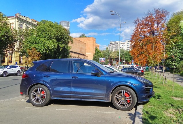 Porsche 958 Cayenne GTS