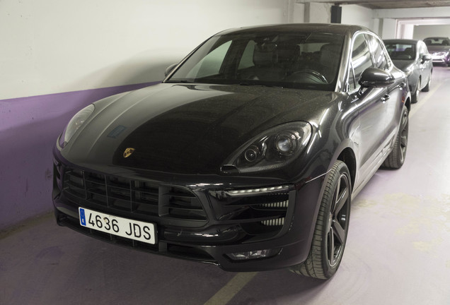 Porsche 95B Macan Turbo