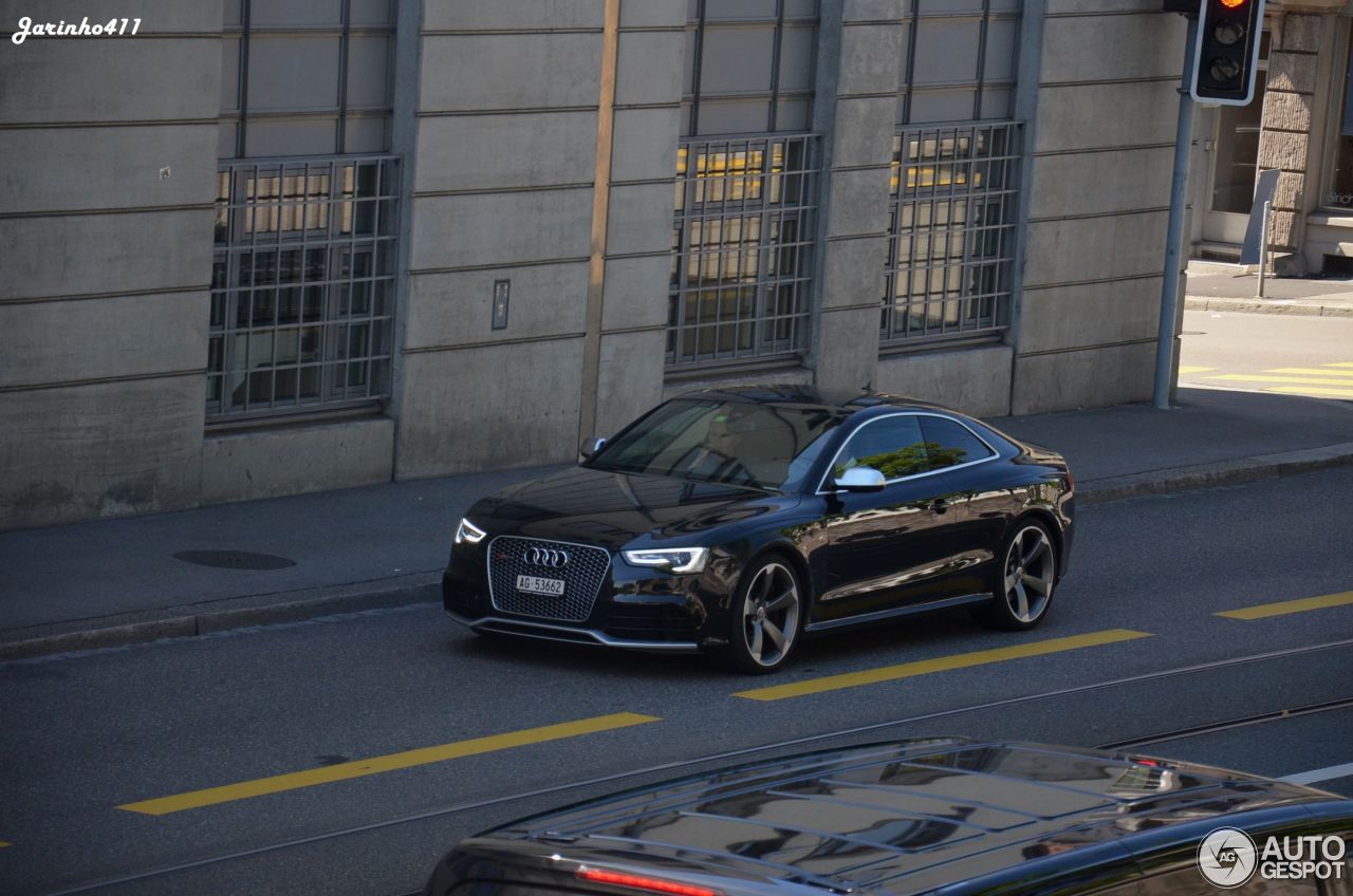 Audi RS5 B8 2012