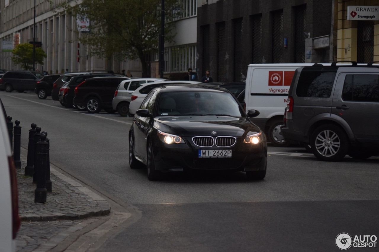 BMW M5 E60 2005