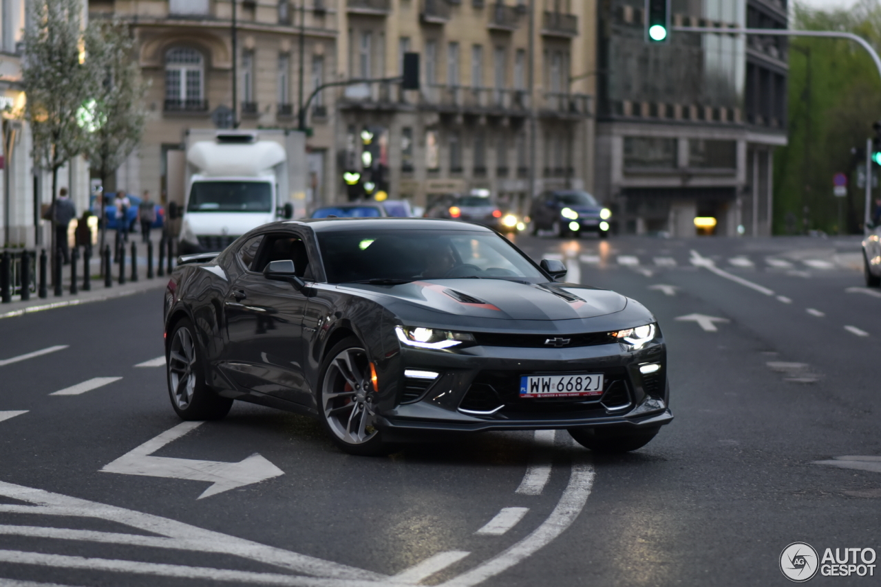 Chevrolet Camaro SS 2016 50th Anniversary