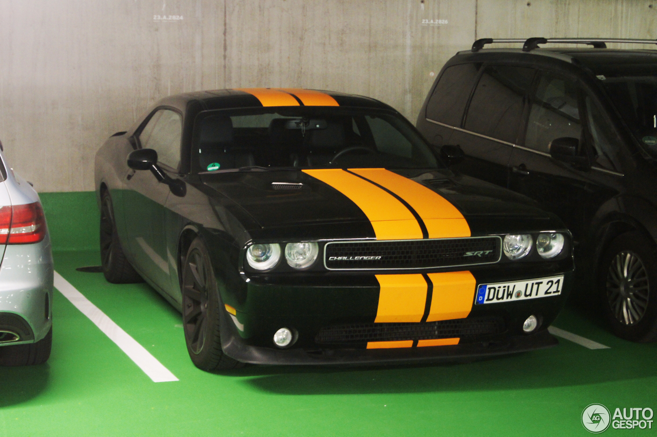 Dodge Challenger SRT-8 392