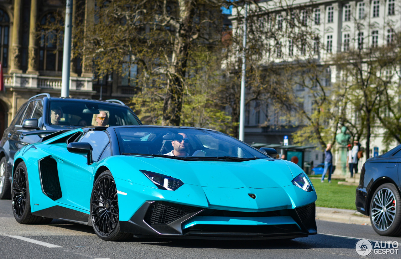 Lamborghini Aventador LP750-4 SuperVeloce Roadster