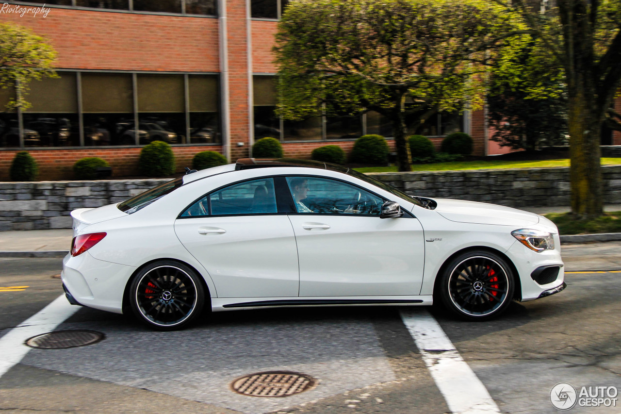 Mercedes-Benz CLA 45 AMG C117