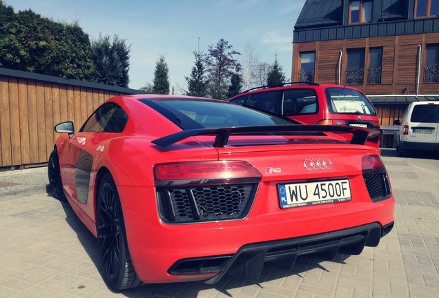 Audi R8 V10 Plus 2015