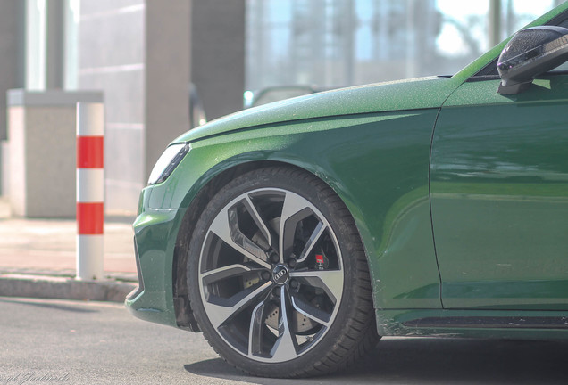 Audi RS4 Avant B9