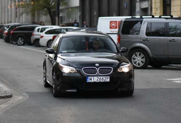 BMW M5 E60 2005