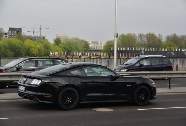 Ford Mustang GT 2015