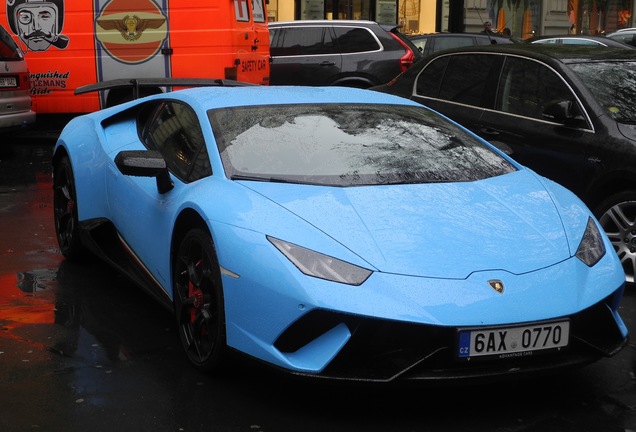 Lamborghini Huracán LP640-4 Performante