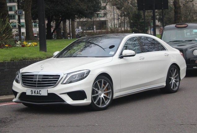 Mercedes-AMG S 63 V222