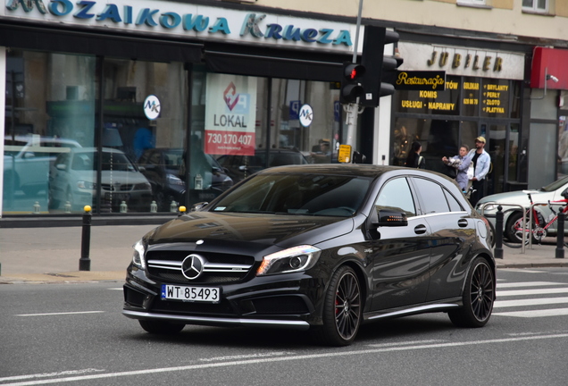 Mercedes-Benz A 45 AMG