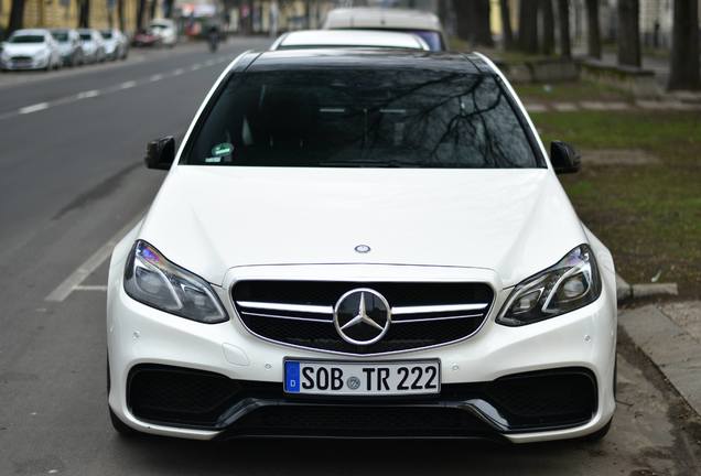 Mercedes-Benz E 63 AMG S W212